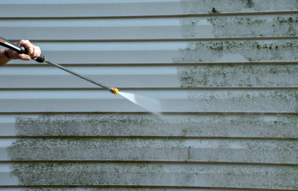Best Garage Pressure Washing  in New Hampton, IA
